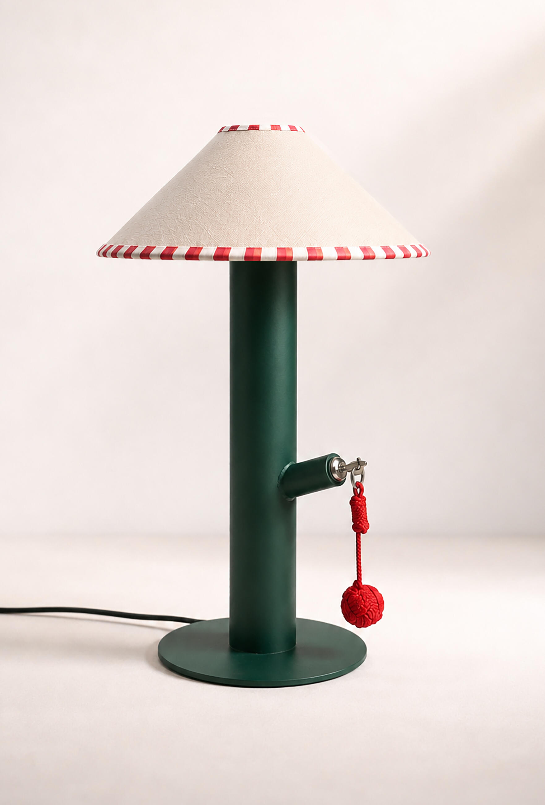 Standard Lamp – Experimental table lamp featuring a symbolic key that challenges the monopolization of natural resources through collectible design.